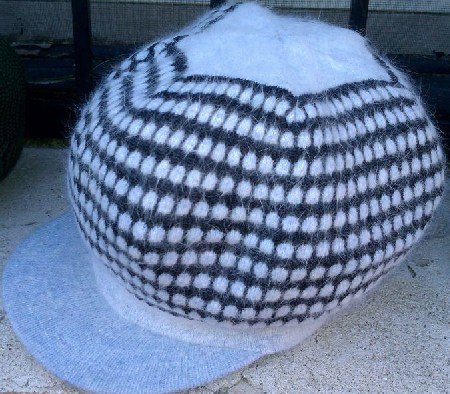 Knit Rasta hat 27R